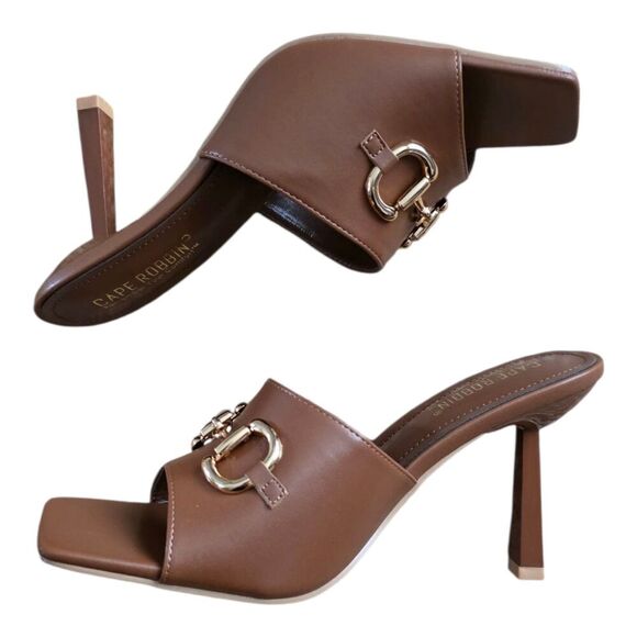 Cape Robbin Brown Horsebit Slip On Lizbeth Heels 9 - Picture 1 of 5